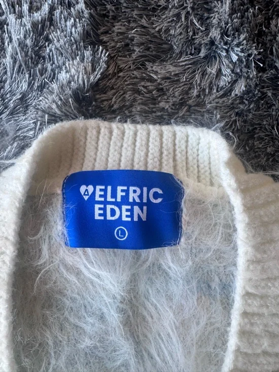 Aelfric Eden Cream Sweater with Pale Blue Accents - Picture 3 of 6